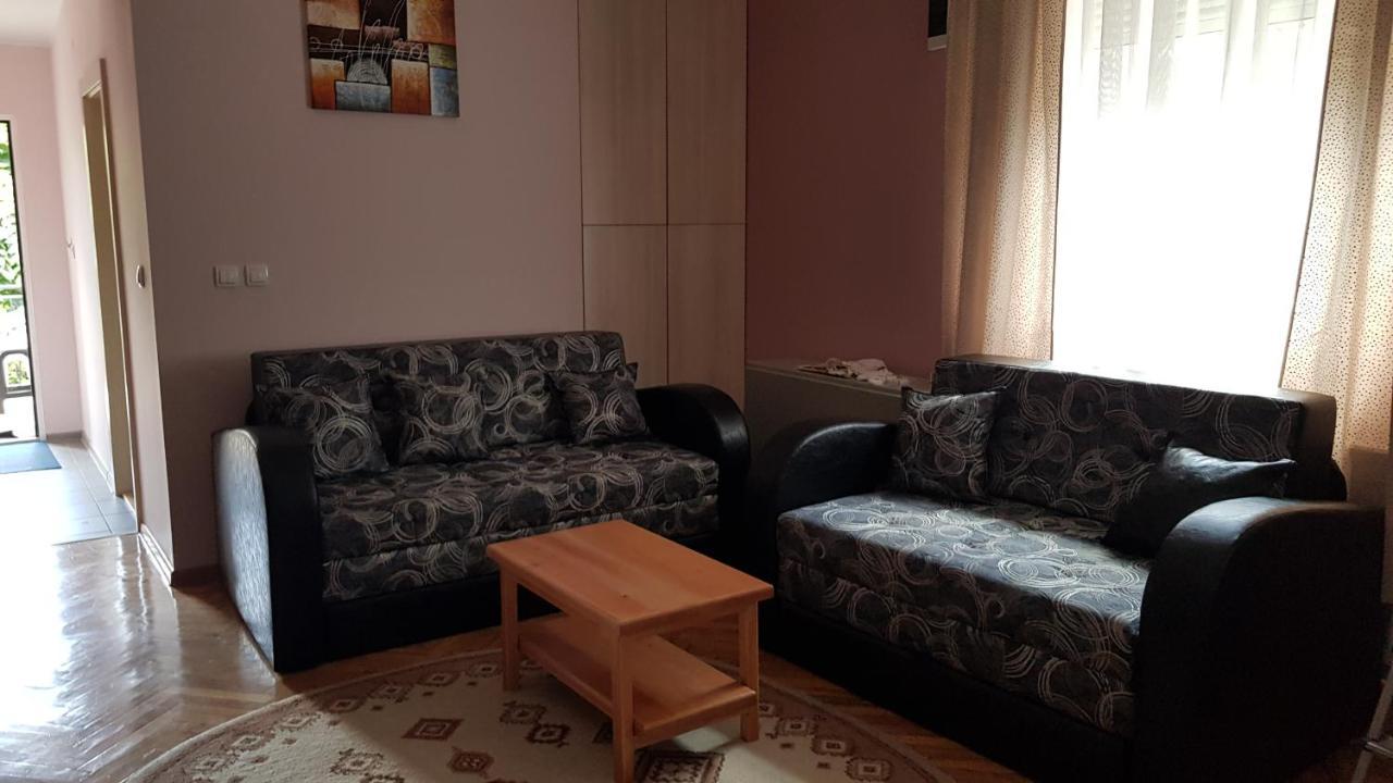 Apartmani V&F Vrnjacka Banja Luaran gambar