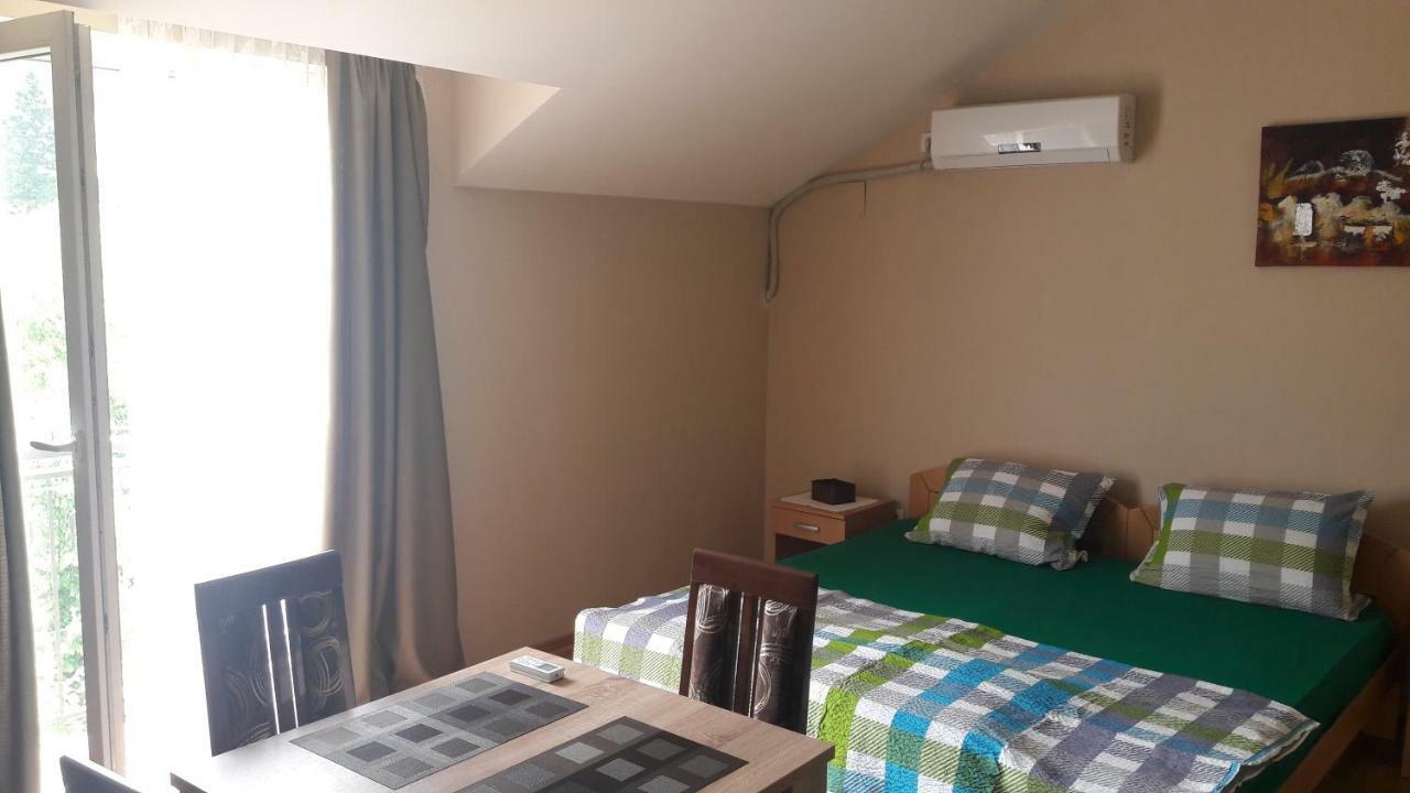 Apartmani V&F Vrnjacka Banja Luaran gambar